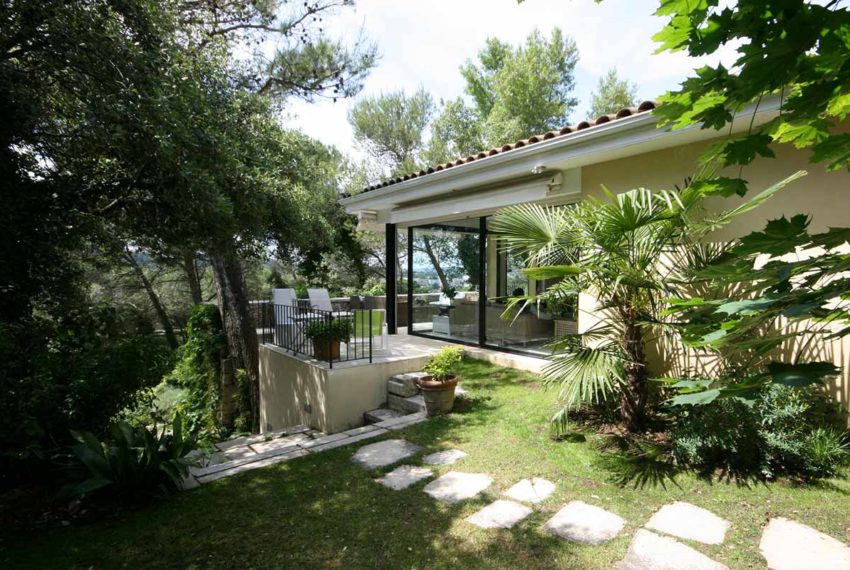 vente villa uzes