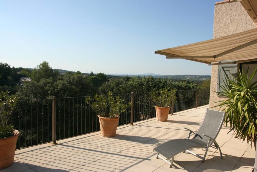 maison avec vue à vendre à uzes