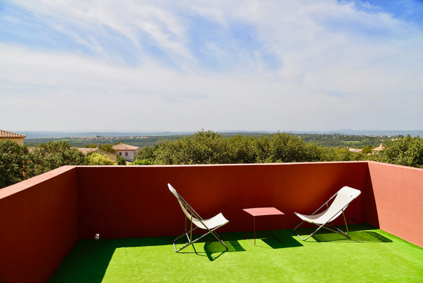 villa contemporaine a vendre a uzes