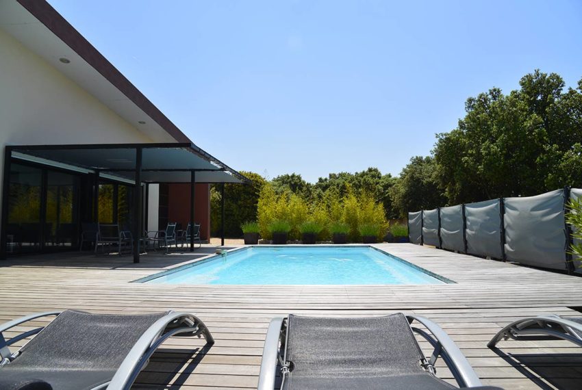 villa contemporaine a vendre a uzes