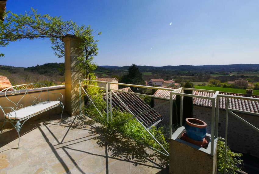 maison avec vue à vendre à uzes