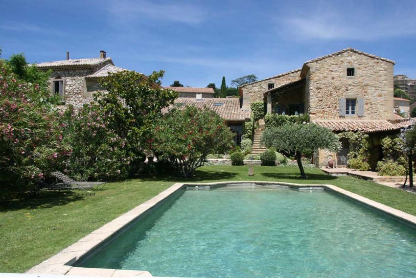 immobilier uzes