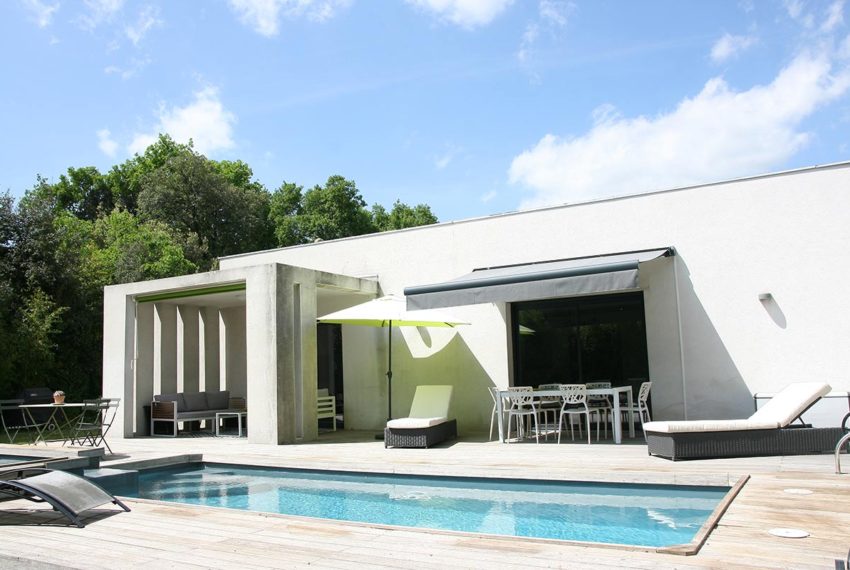 maison contemporaine uzes piscine