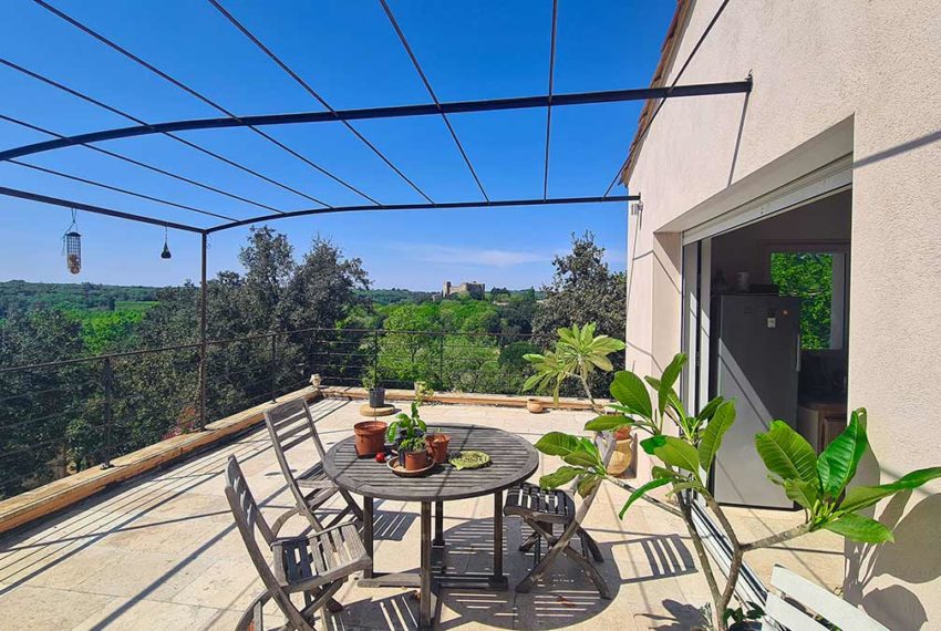 vente villa uzes