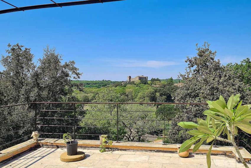 vente villa uzes