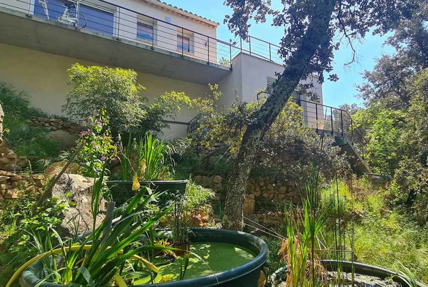 vente villa uzes