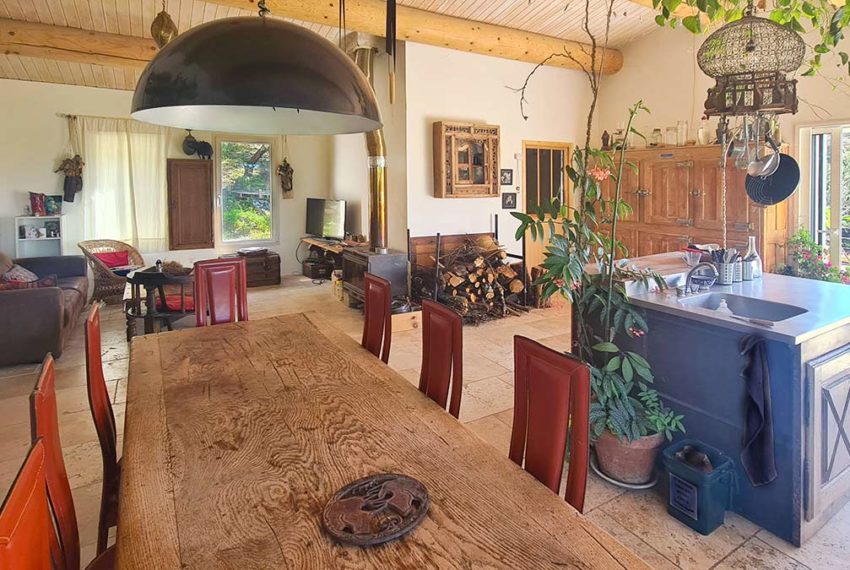 vente villa uzes