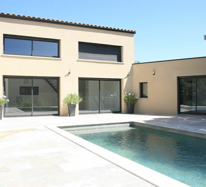 vente villa uzes