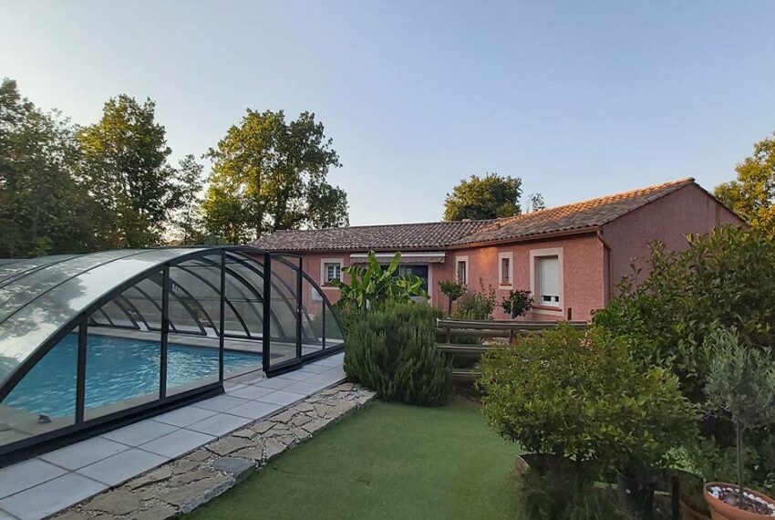 vente villa uzes