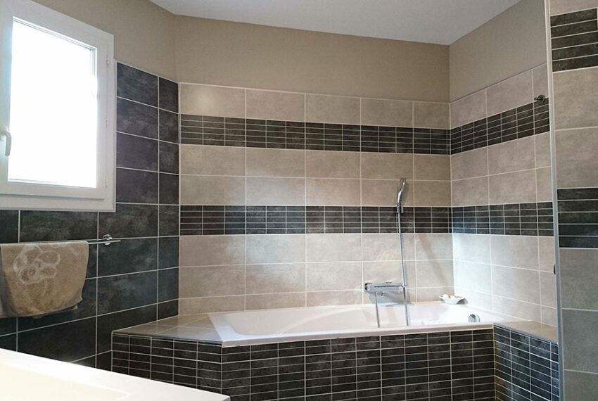 vente villa uzes