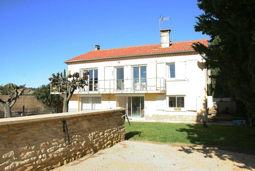 vente villa uzes