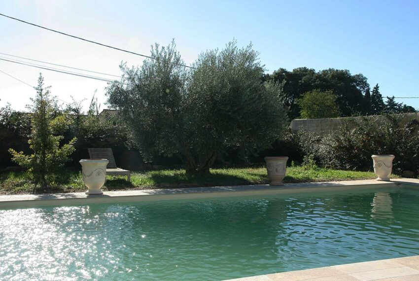 vente villa uzes