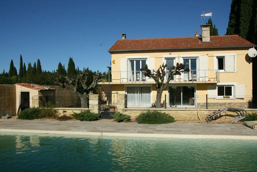 vente villa uzes
