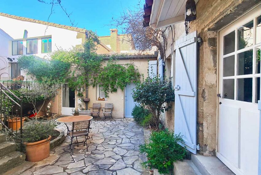 maison de village a vendre