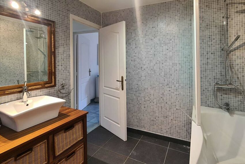 vente villa uzes