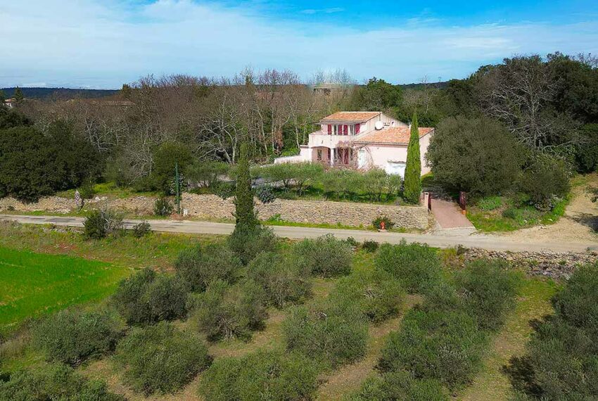vente villa uzes