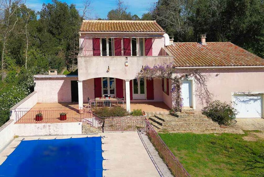 vente villa uzes