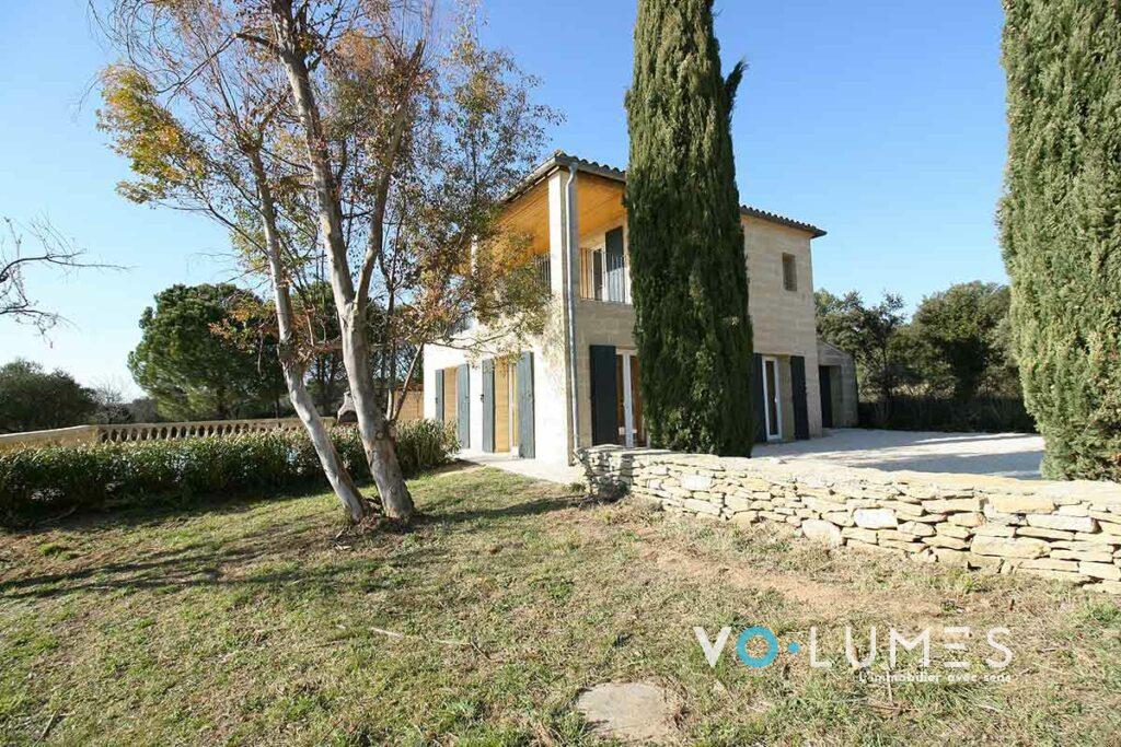 maison pierre terrain