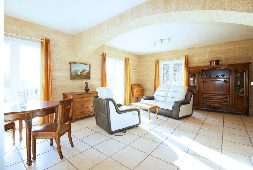 maison pierre piscine