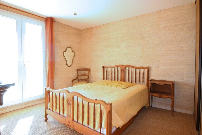 maison pierre piscine