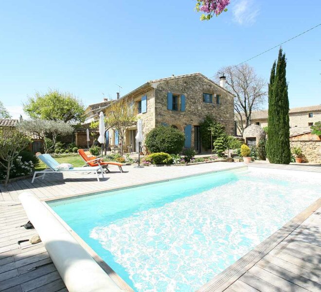 mas village uzes