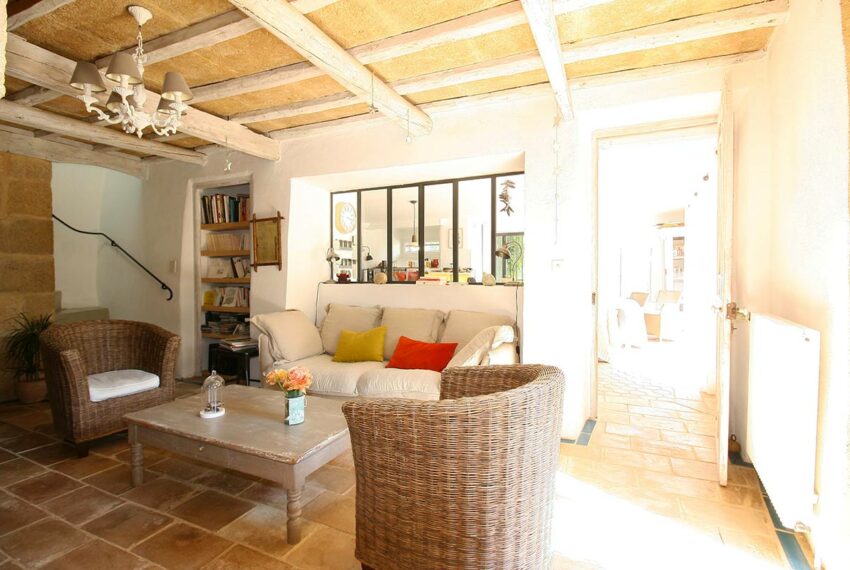 mas village uzes