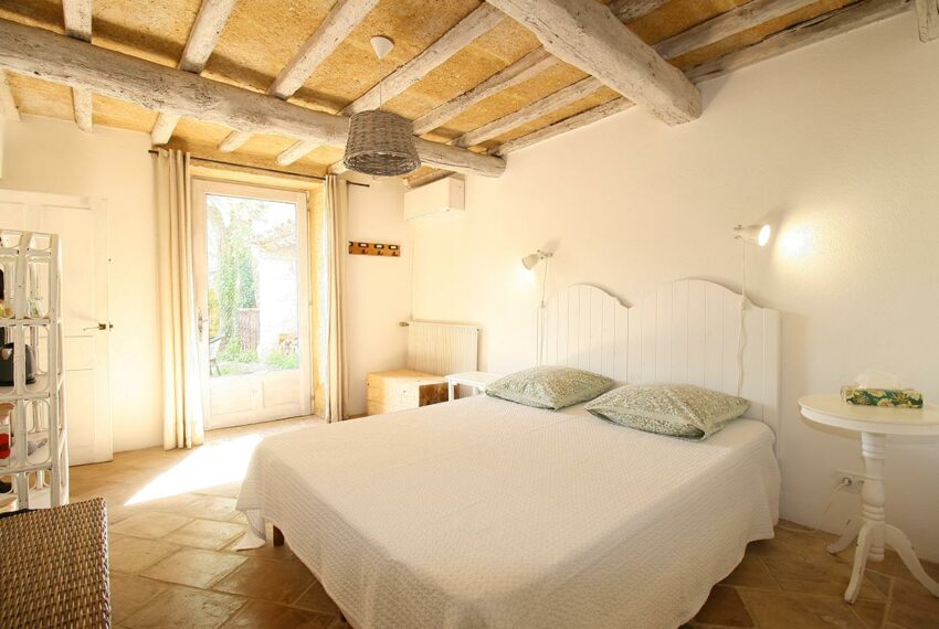 mas village uzes
