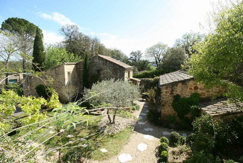 mas village uzes