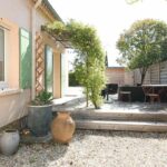 villa avec piscine chauffée et garage