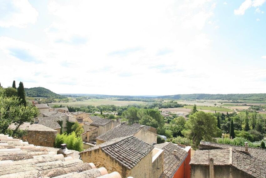 maison village terrasse