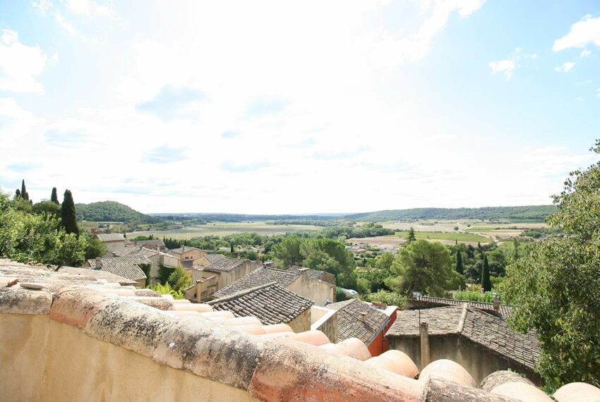 maison village terrasse